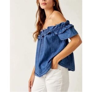 Free People Maxine denim off the shoulder top, size L